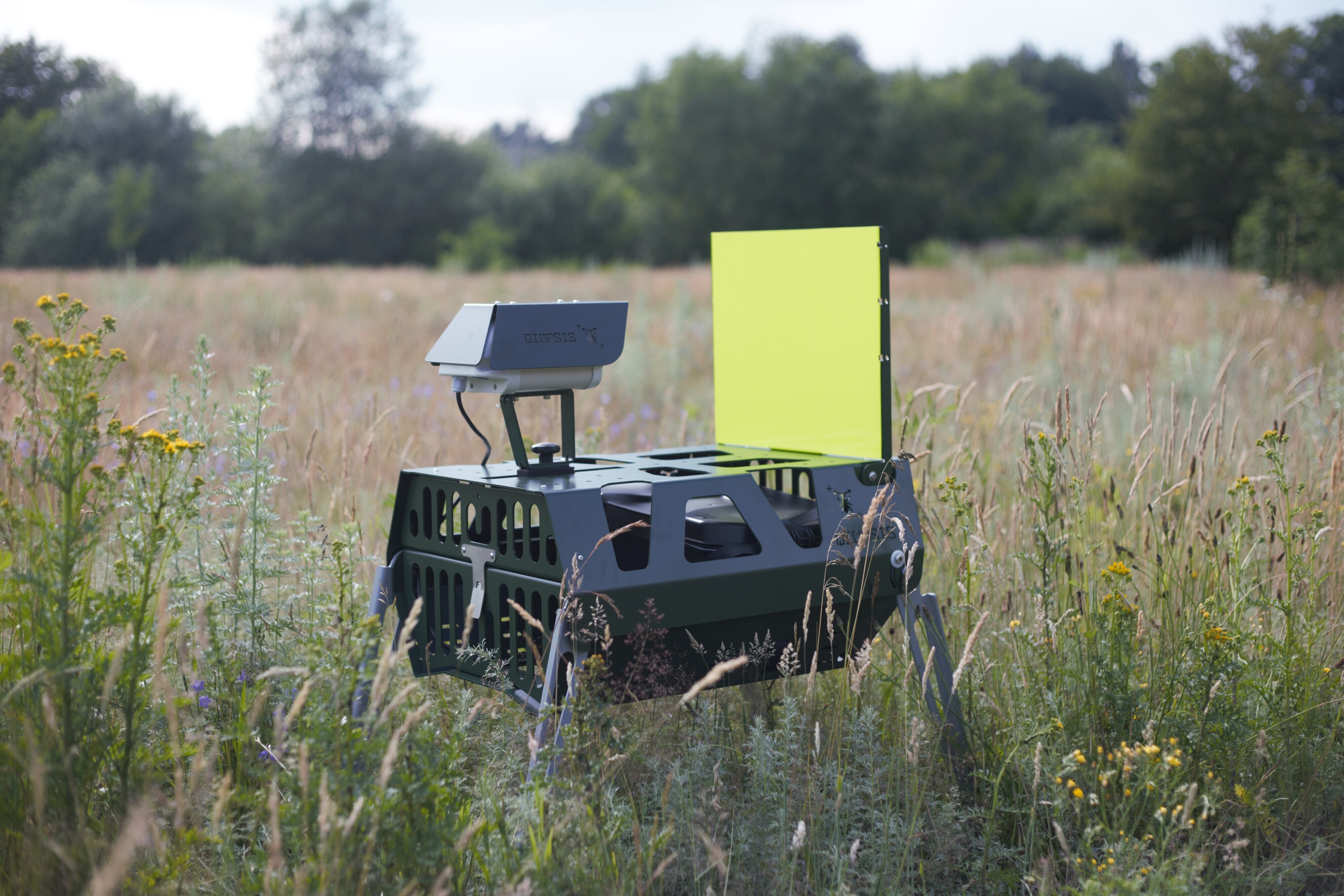 How to operate the DIOPSIS 2.0 Insect Camera?
